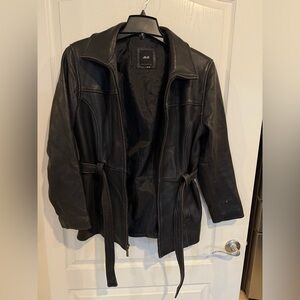 JLC New York women's black leather 90s belted jacket size medium